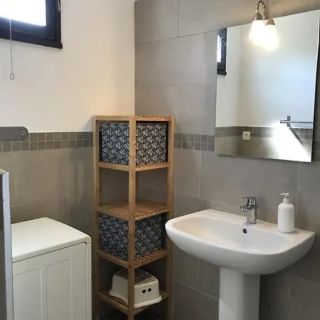 Marine De Sant Ambroggio - Proche Mer- F2 35sol Villa *